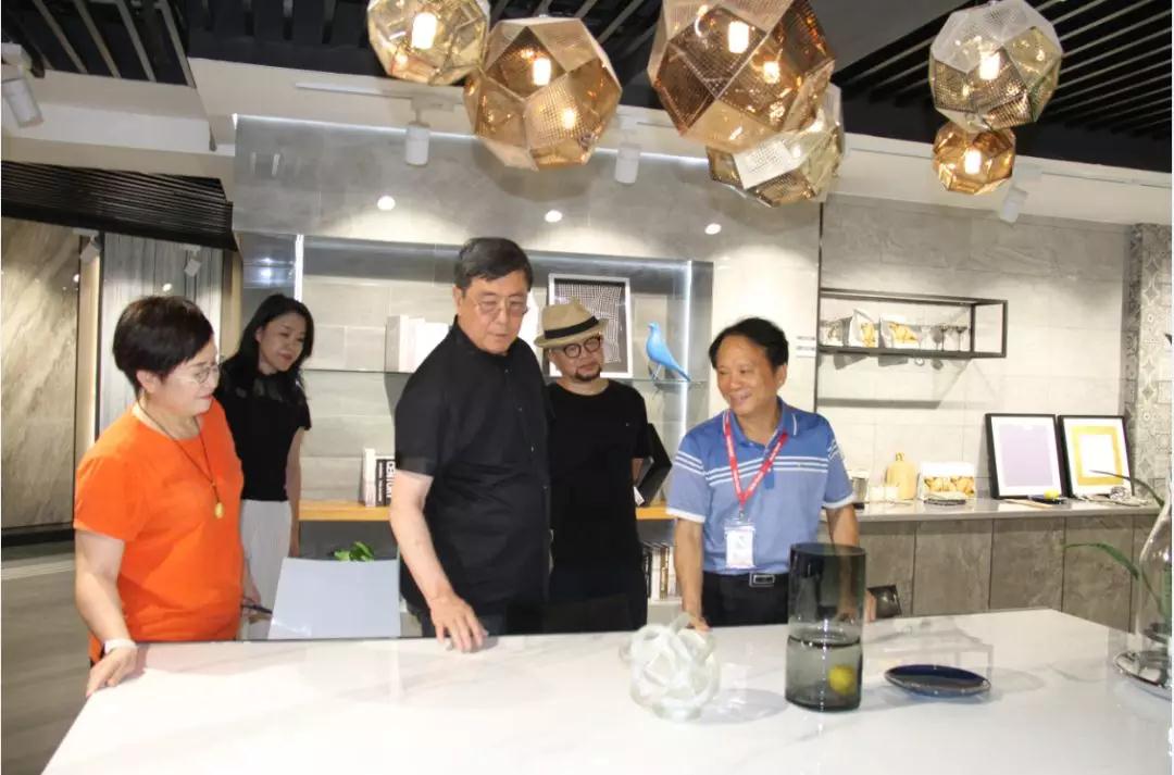 ���ʹ���(�й�)���޹�˾